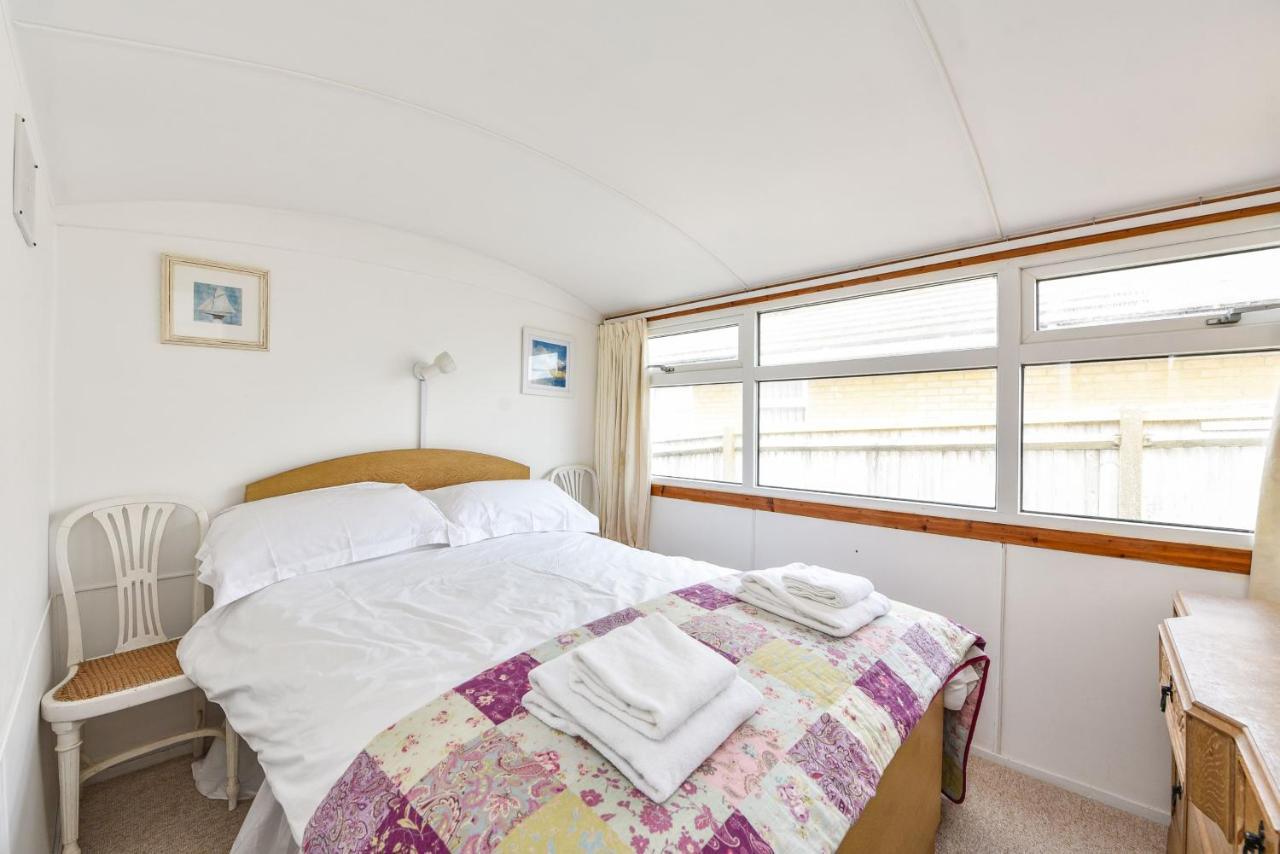 Seasidings, Pagham Villa Buitenkant foto