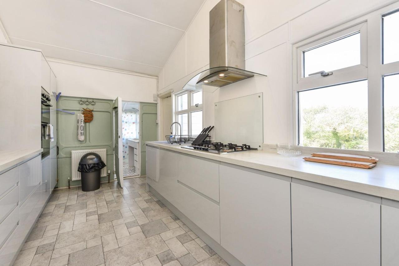 Seasidings, Pagham Villa Buitenkant foto